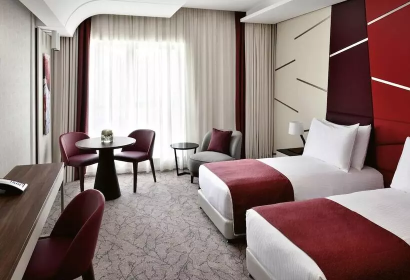 Mövenpick Hotel Apartments Downtown Dubai