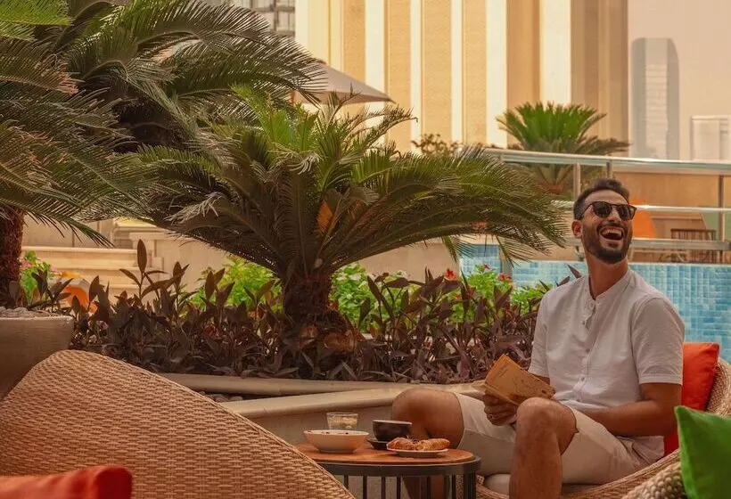 Mövenpick Hotel Apartments Downtown Dubai