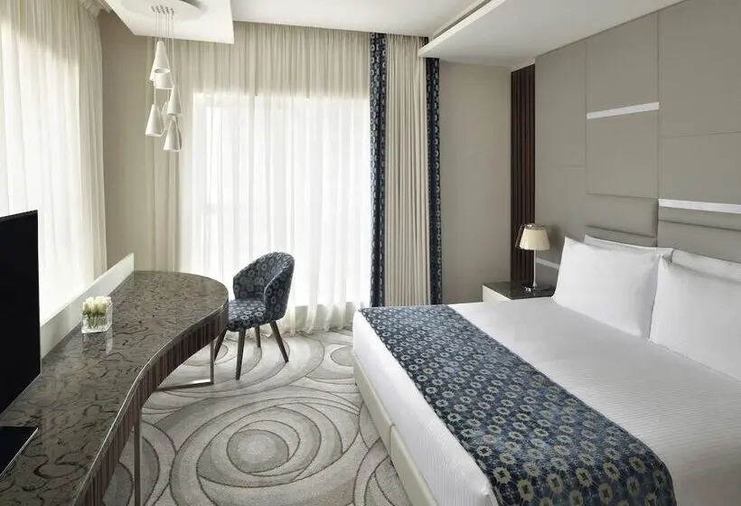 Mövenpick Hotel Apartments Downtown Dubai