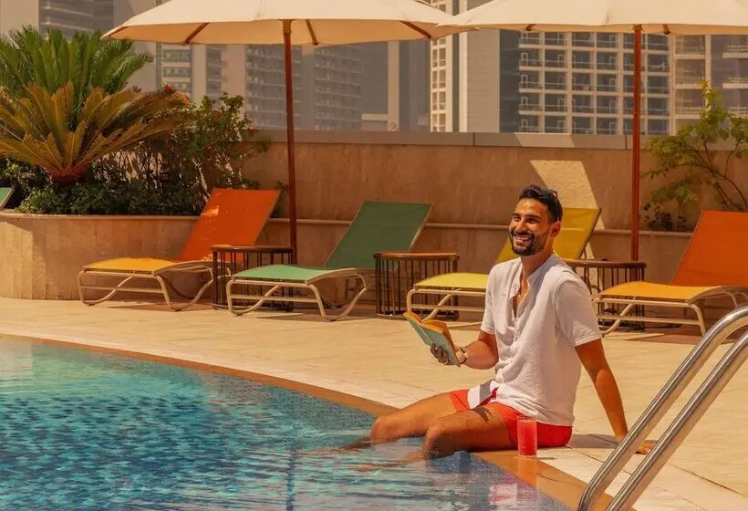 Mövenpick Hotel Apartments Downtown Dubai