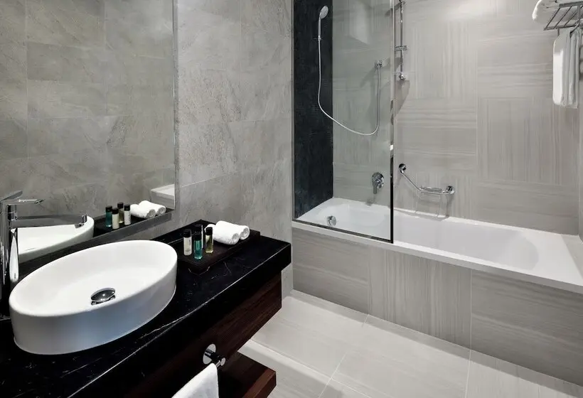 Mövenpick Hotel Apartments Downtown Dubai