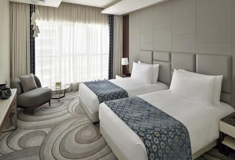 Mövenpick Hotel Apartments Downtown Dubai