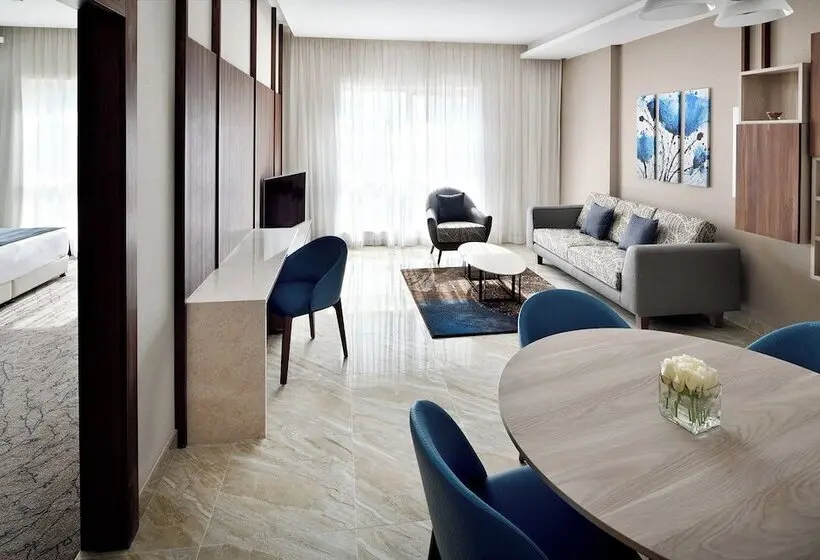 Mövenpick Hotel Apartments Downtown Dubai