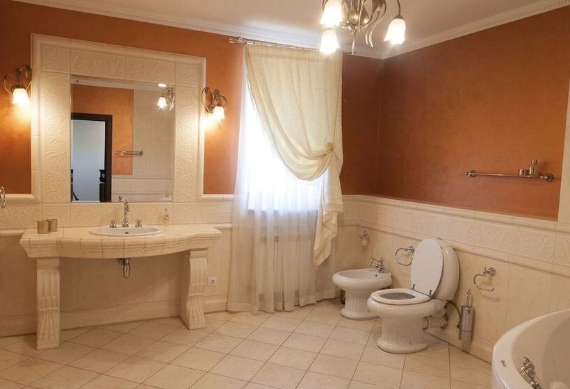 ペンション Guest House Grand Villa