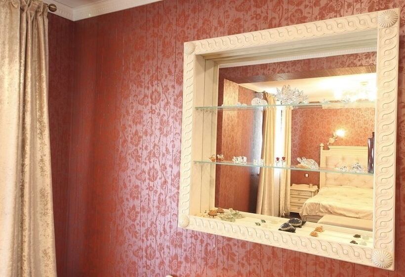 ペンション Guest House Grand Villa