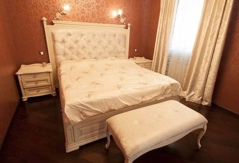 ペンション Guest House Grand Villa