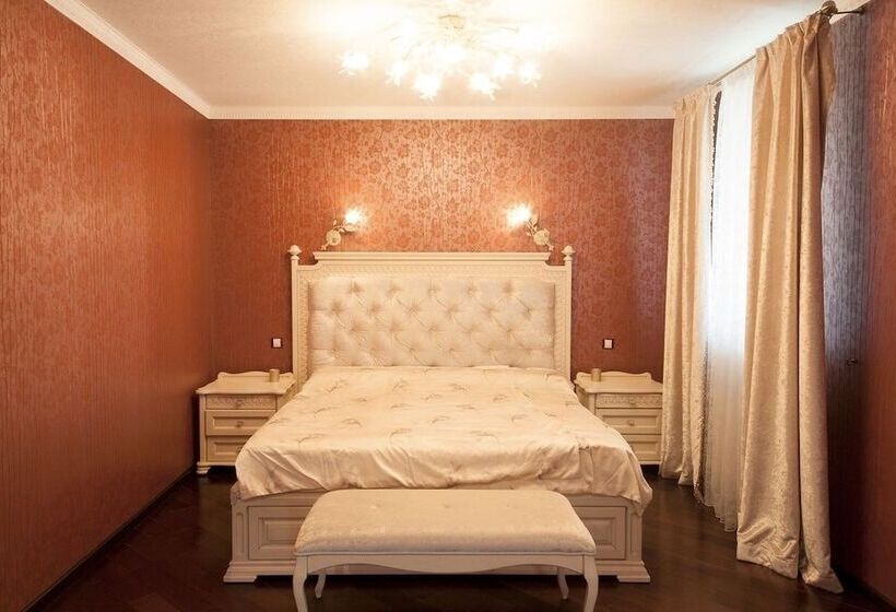 ペンション Guest House Grand Villa