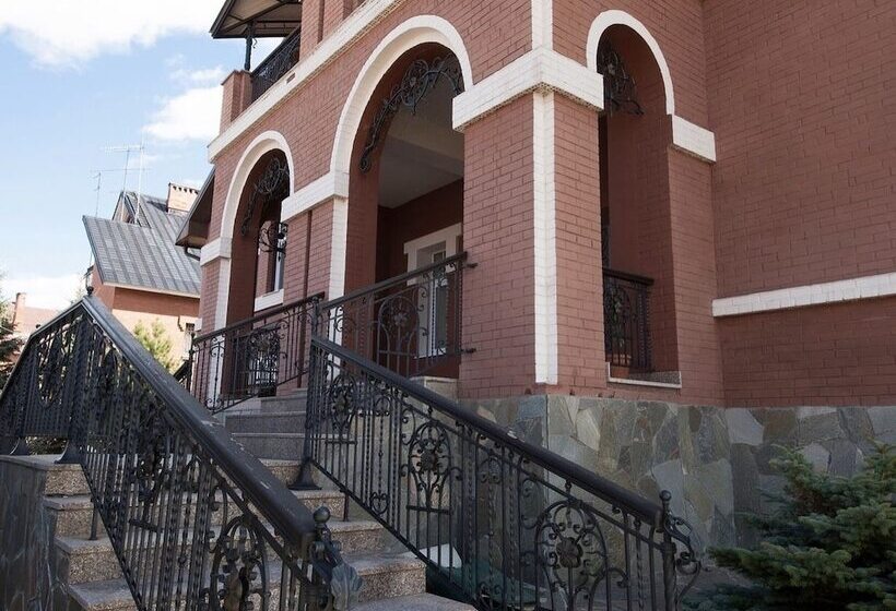 ペンション Guest House Grand Villa