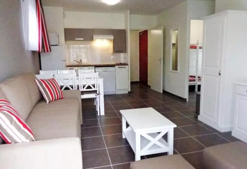 リゾートホテル Résidence Odalys Le Clos Saint Michel