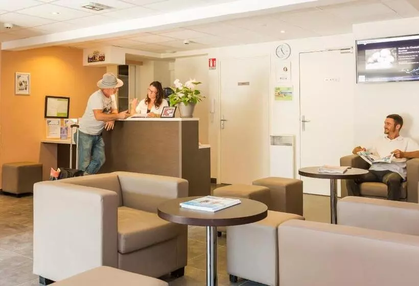 リゾートホテル Résidence Odalys Le Clos Saint Michel