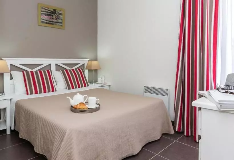 リゾートホテル Résidence Odalys Le Clos Saint Michel