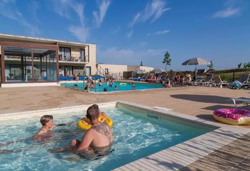 リゾートホテル Résidence Odalys Le Clos Saint Michel