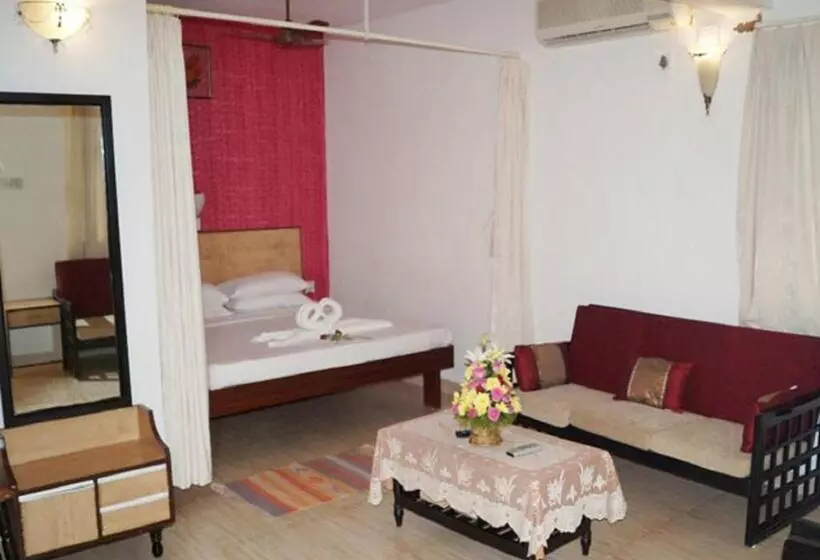Time & Leisure Hotels