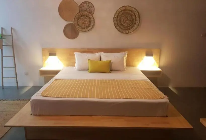 تختخواب و صبحانه Villas Rocher   Deluxe Suite 3c