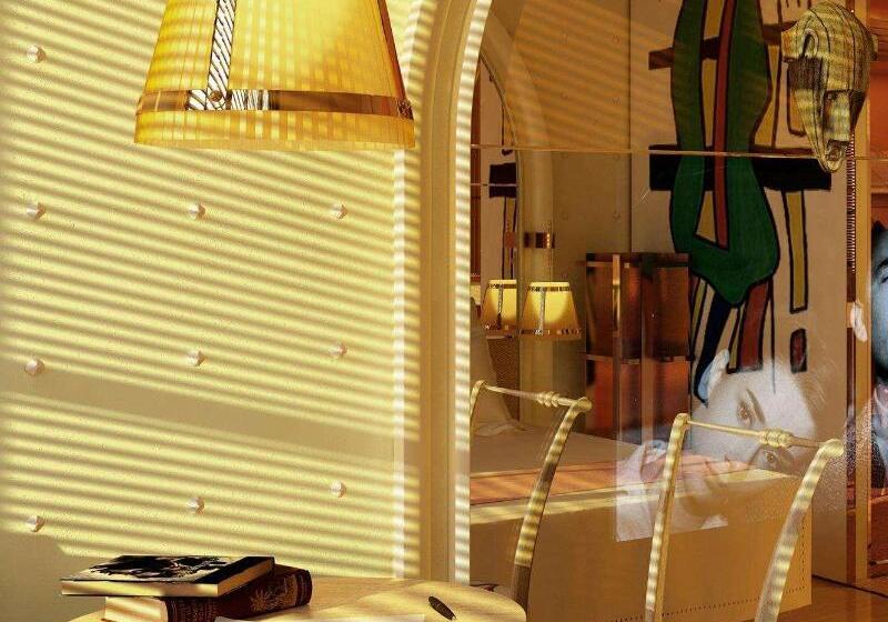 هتل 9confidentiel