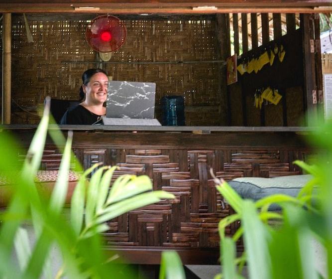 ホテル Adang Sea Eco Village