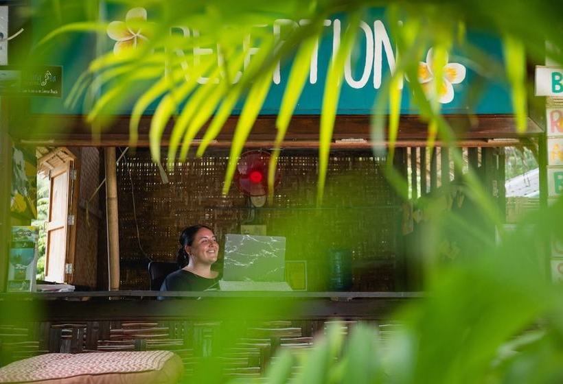 ホテル Adang Sea Eco Village