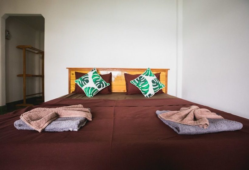 ホテル Adang Sea Eco Village