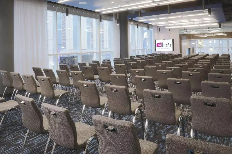 هتل Aloft Chicago Mag Mile