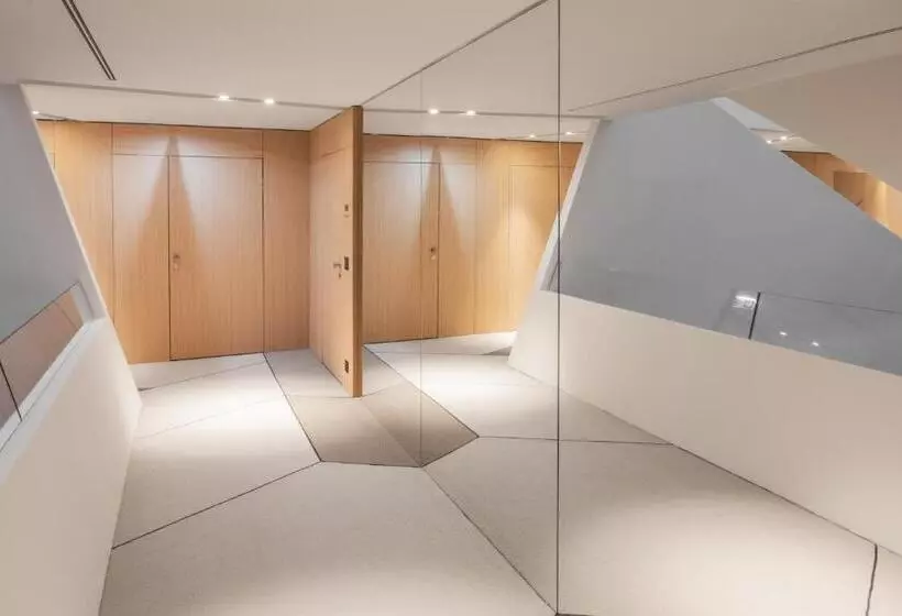 هتل Briig Boutique