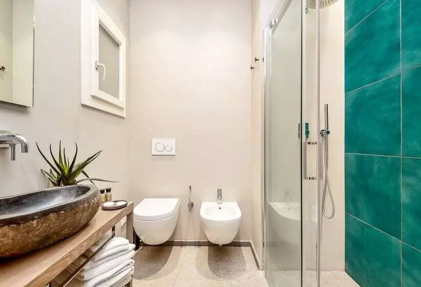 Hotelli Colonna 24 Luxury Room In Portovenere Near 5 Terre