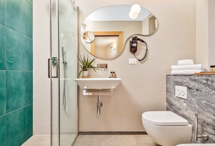 Отель Colonna 24 Luxury Room In Portovenere Near 5 Terre