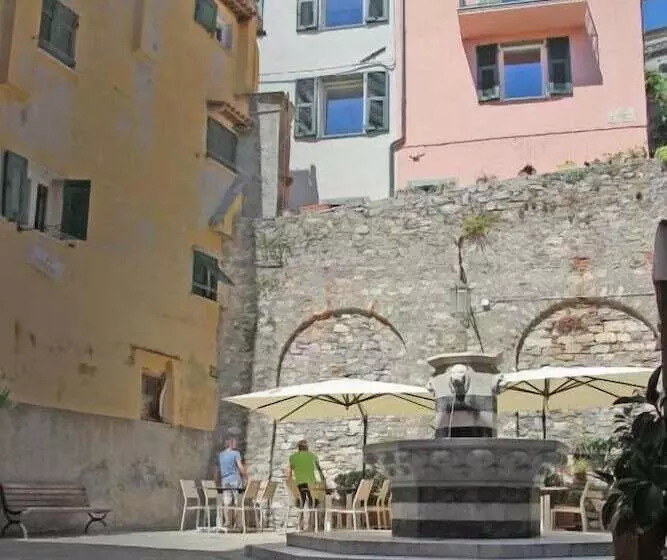 Hotelli Colonna 24 Luxury Room In Portovenere Near 5 Terre