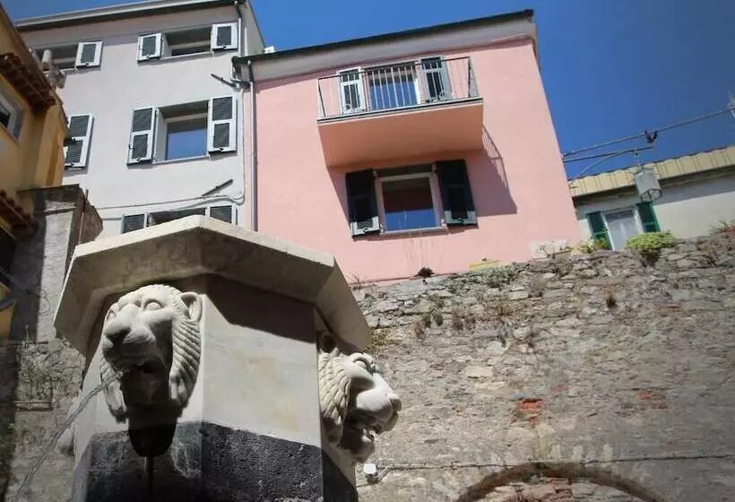 Hotelli Colonna 24 Luxury Room In Portovenere Near 5 Terre