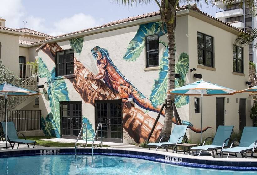 هتل Generator Miami