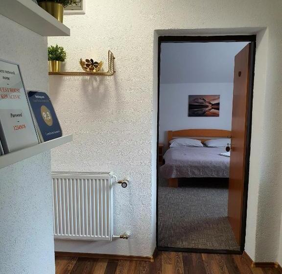 Отель Guesthouse Kovačević