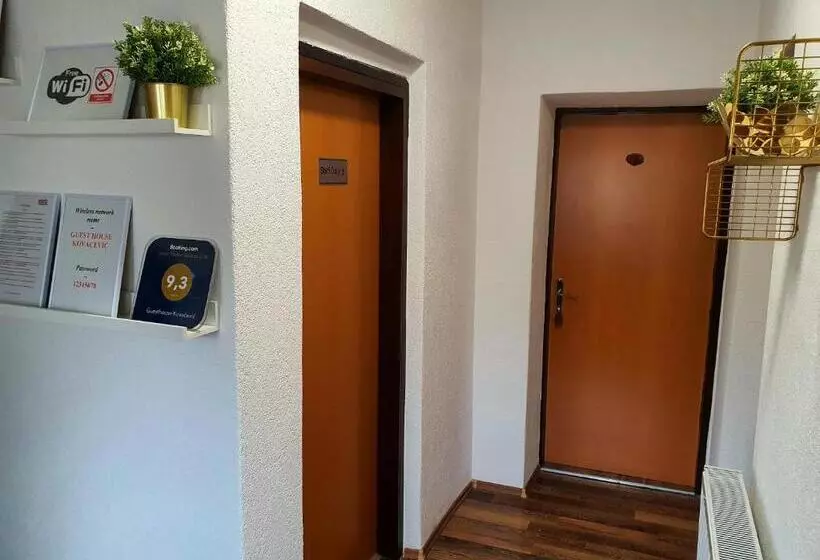 Hotelli Guesthouse Kovačević