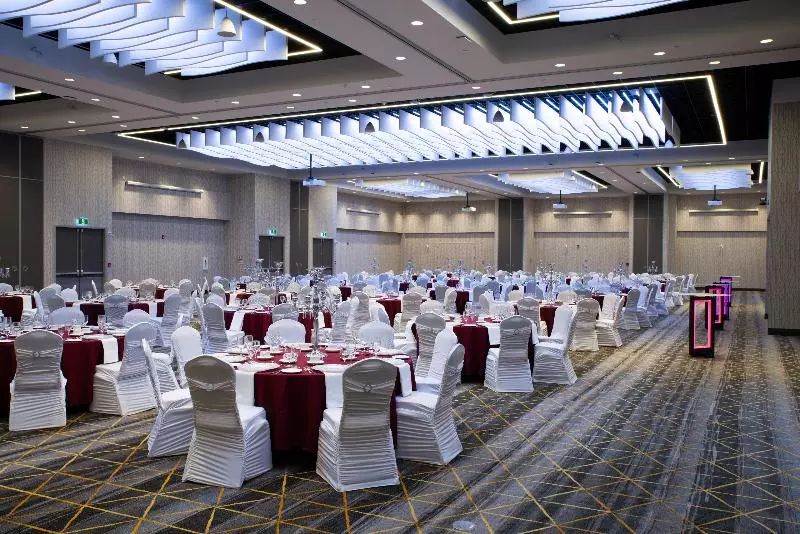 ホテル Holiday Inn Edmonton South   Evario Events, An Ihg