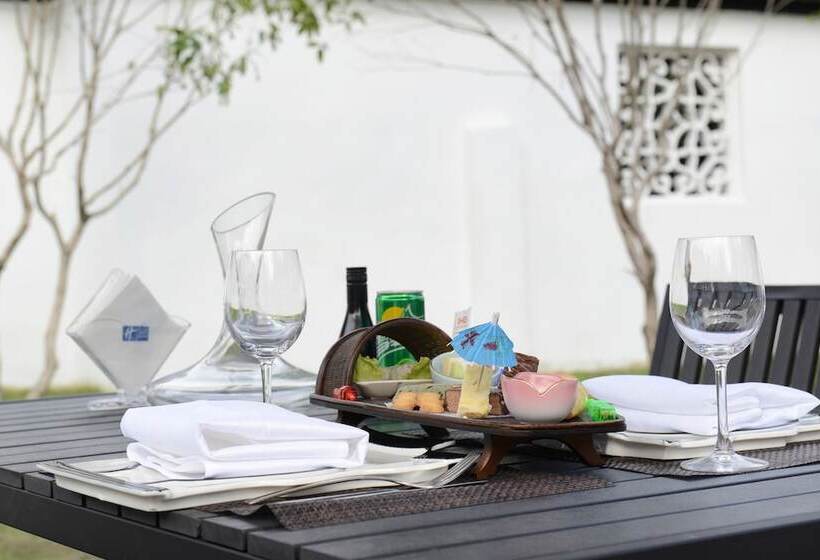 Hotel Holiday Inn Express Suzhou Zhouzhuang Ancient Town By Ihg