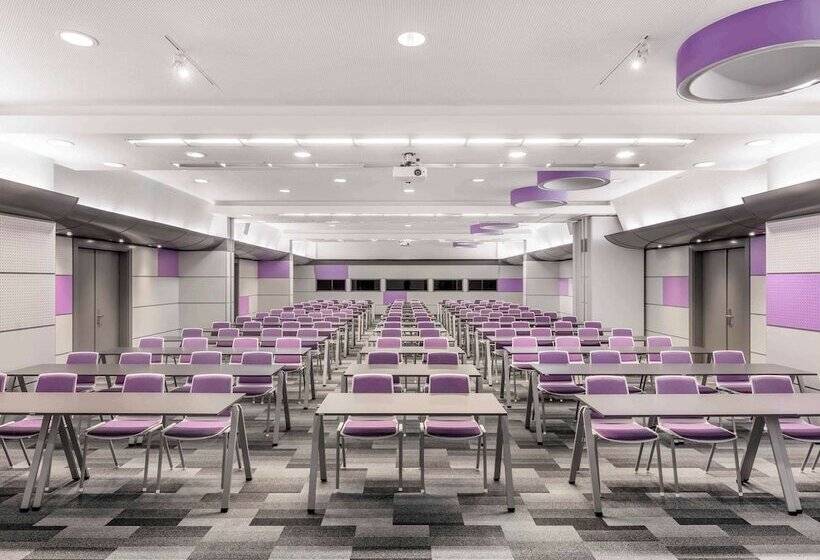 בית מלון כפרי Ibis Budapest Castle Hill