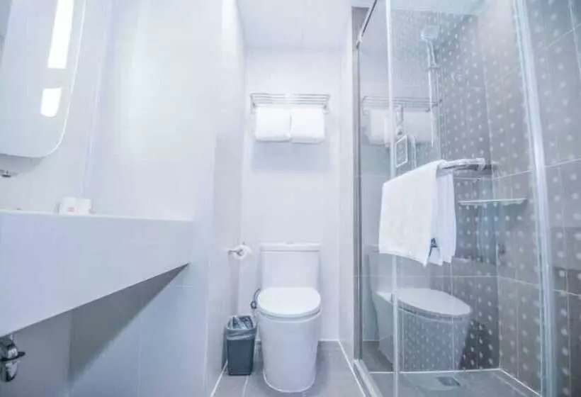 ホテル Ibis Luoyang Baolong Square