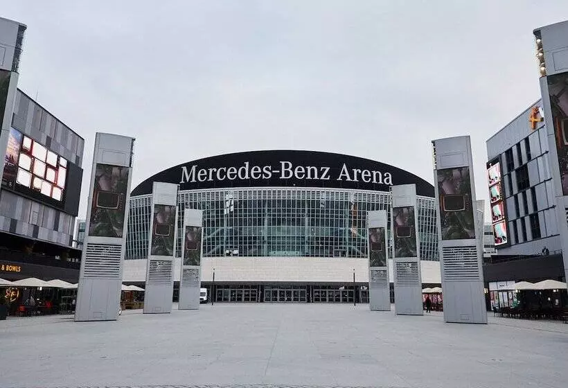 ホテル Indigo Berlin East Side Gallery