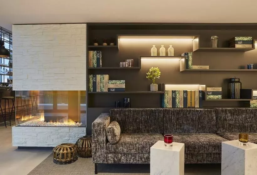 ホテル Indigo Berlin East Side Gallery