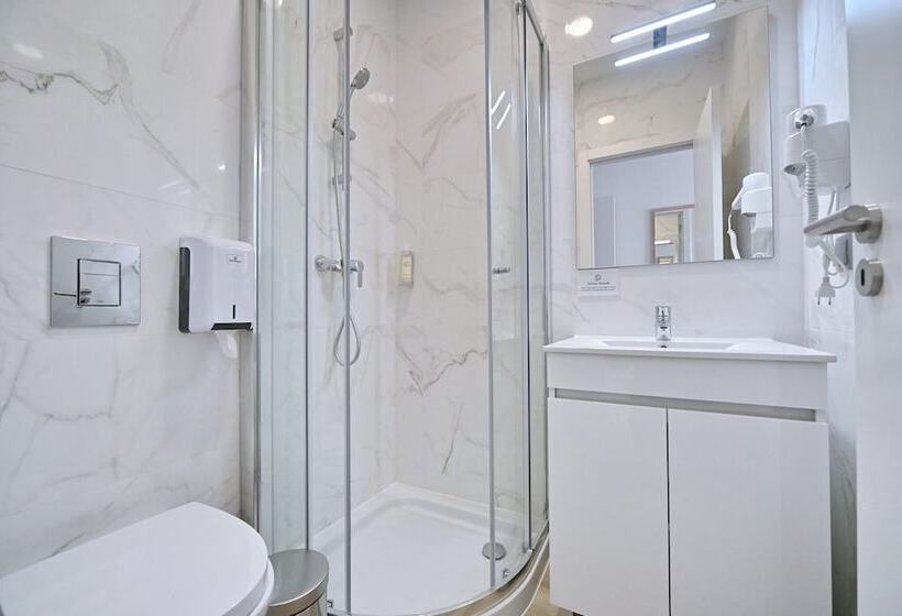 هتل My Charm Lisbon Suites