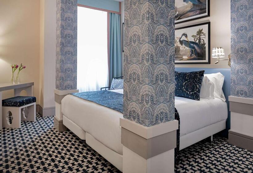 호텔 NH Collection Colón Valencia