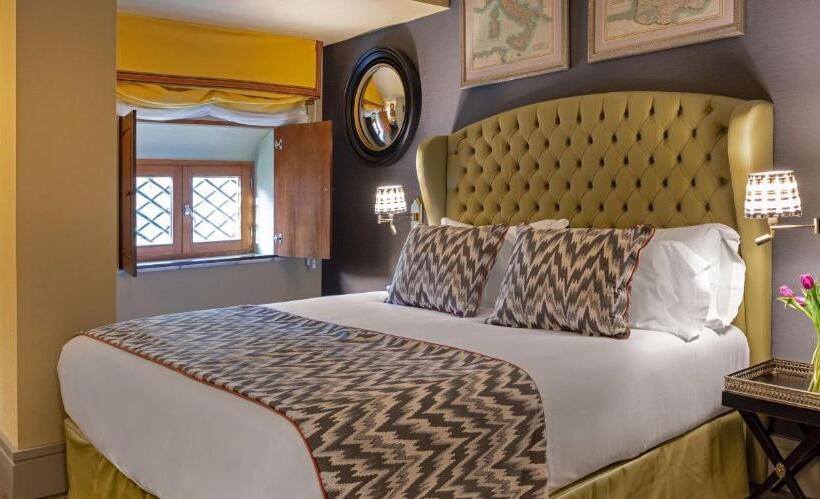 호텔 NH Collection Colón Valencia