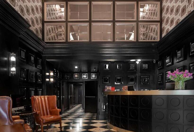 호텔 NH Collection Colón Valencia