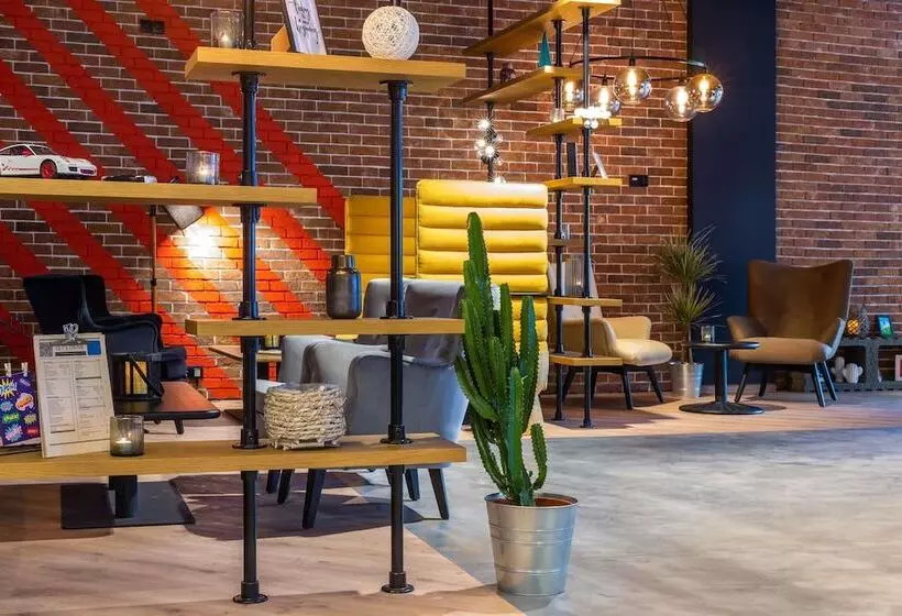 ホテル Park Inn By Radisson Poznan