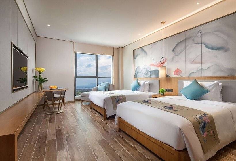 호텔 Ramada Plaza Fuxian Lake