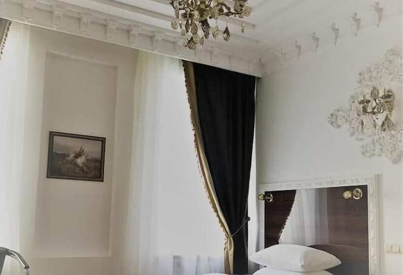 בית מלון כפרי Sadovnicheskaya City Center