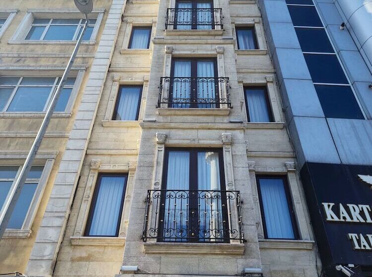 ホテル Taksim Landhouse