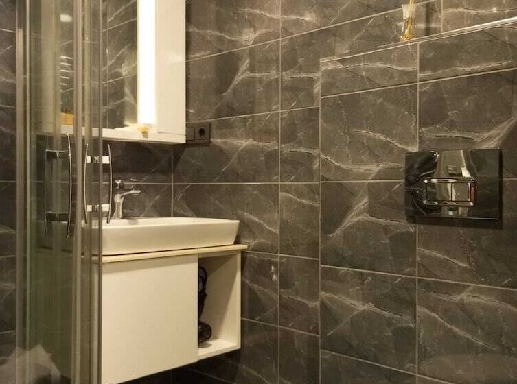 ホテル Taksim Landhouse