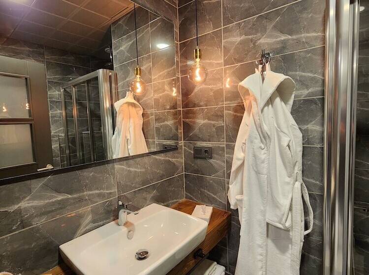 ホテル Taksim Landhouse