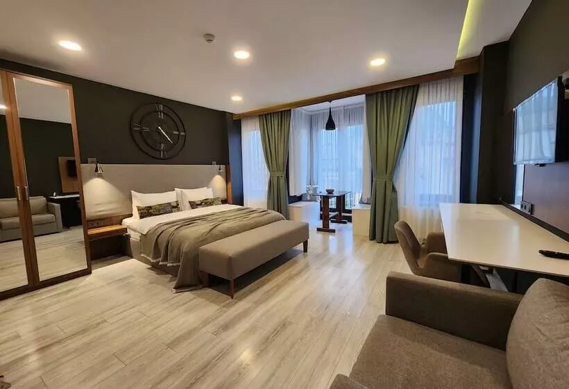 هتل Taksim Landhouse