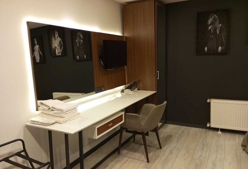 ホテル Taksim Landhouse