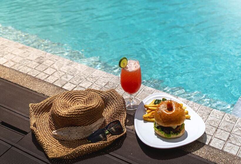 هتل Patong Bay Residence